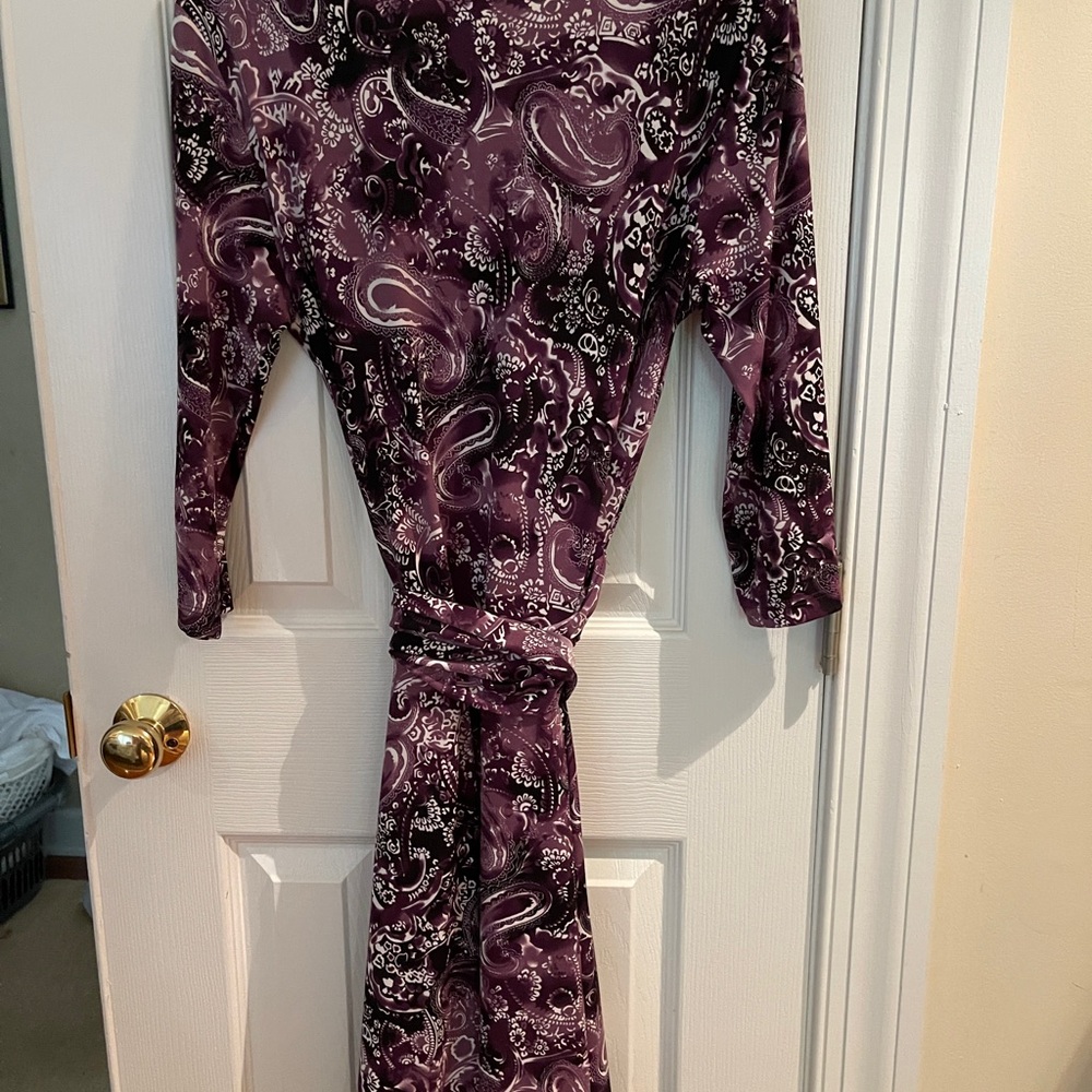 Lily and Kate purple wrap dress - Picture 4 of 5